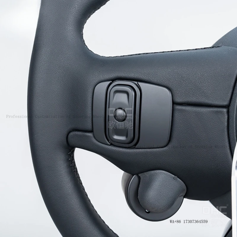 Suitable for Maserati Grecale 2023 and 2008-2020 GT Sport carbon fiber steering wheel modification