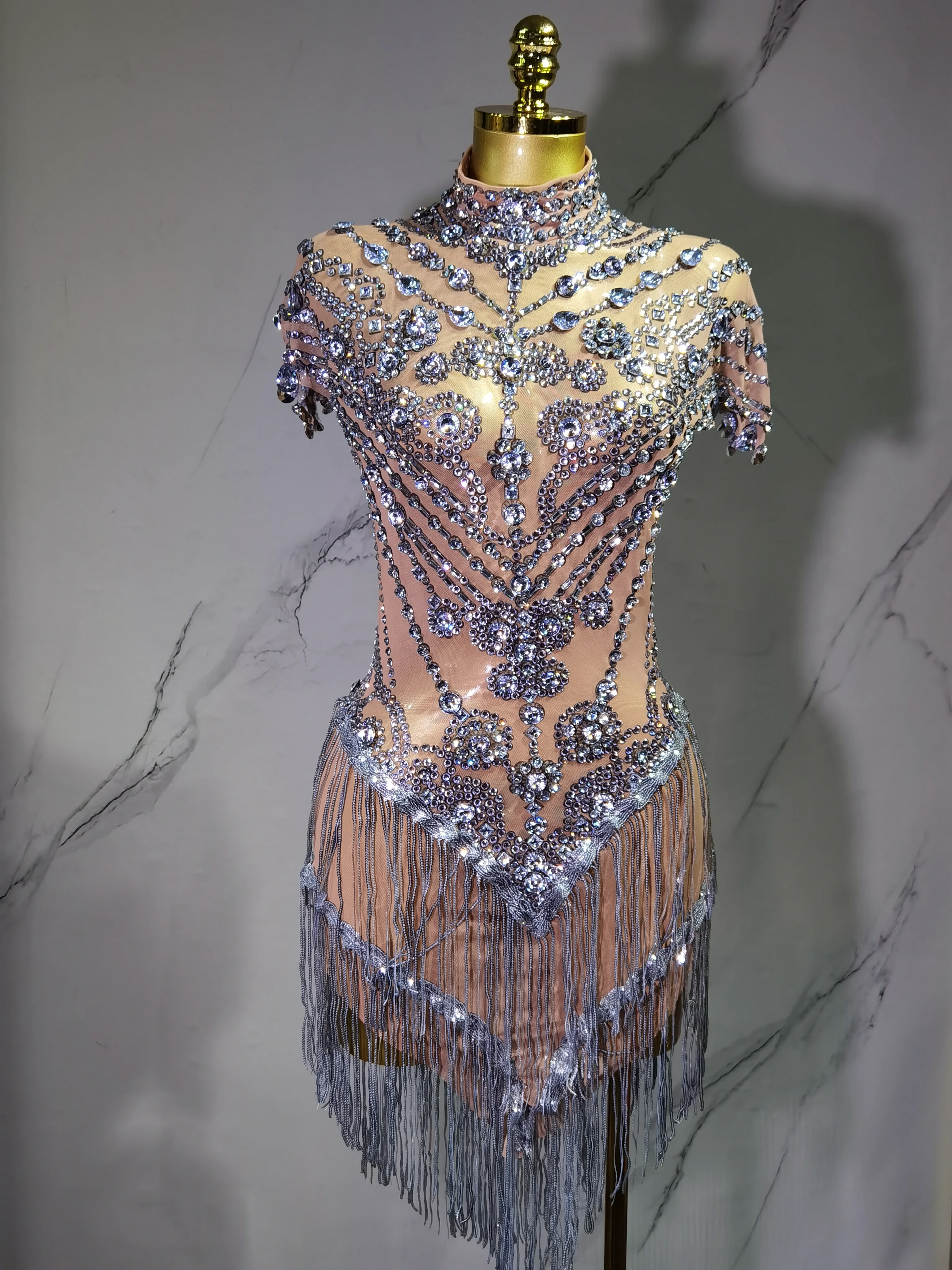 

Luxury Women's See through Cocktail Dress with Rhinestones And Tassels Sexy Performance Singer Costume Short Gown for Parties