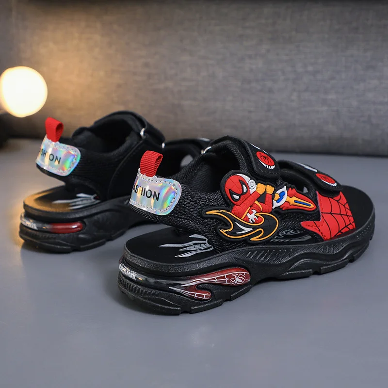 Disney Anime Spiderman sandali per bambini pantofole antiscivolo estate ragazzi scarpe da esterno traspiranti scarpe da spiaggia per bambini taglia