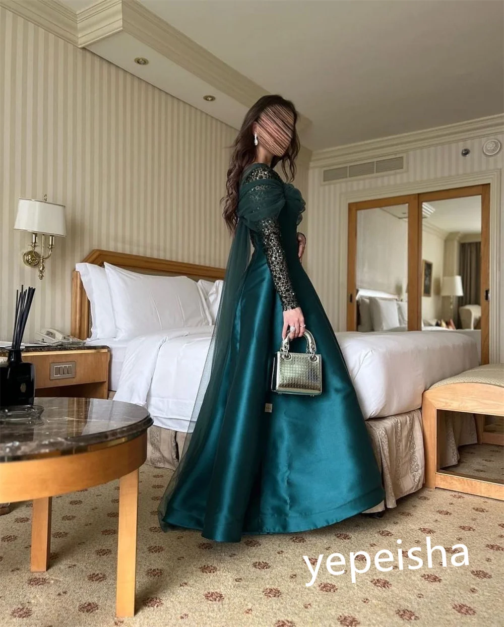 Women Intricate Jewel Ball Gown Floor Length Evening Dress Formal Ocassion Satin vestidos para eventos especiales