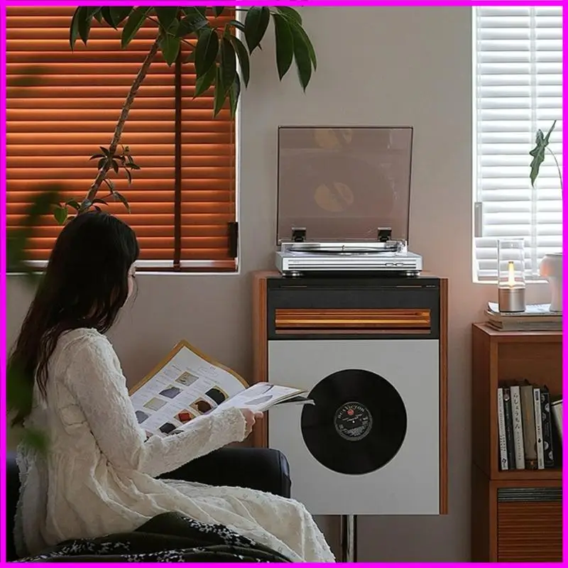 

EZCAP613P Record to MP3 Converter with USB Integrated Speaker System