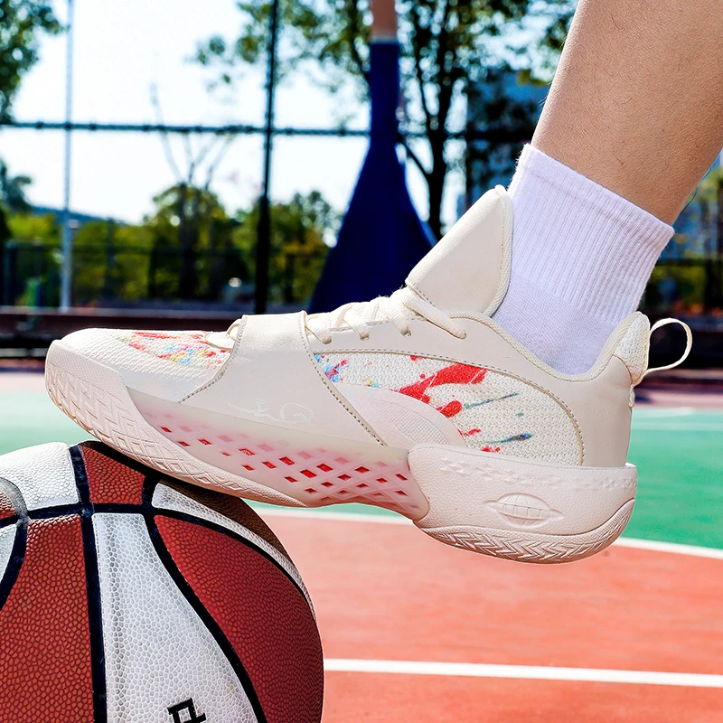 

2026 Hot Selling Neutral Sports Shoes Comfortable And Breathable Sports Shoes Wear-Resistant And Anti Slip Rubber Sports Shoes