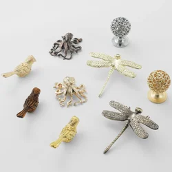 2025 Lichte luxe zinklegering handvat Scandinavische kast Amerikaanse kledingkast lade Dragonfly handvat Grensoverschrijdende hardware handvat