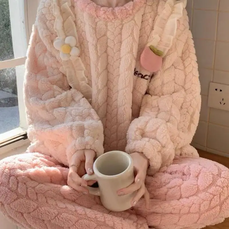 

Women's Clothing Nightdress Winter Coral Fleece Long Style Thicken Robe Sweet Long Sleeves Pajamas Homewear Comfortable Fashion