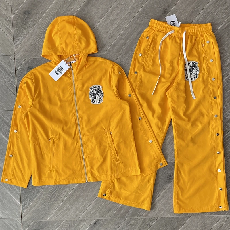 

SAINT VANITY Embroidery Rivets Sporty Style Jacket Casual Men Women Windbreaker Jacket Sunscreen Overcoat Trousers Set