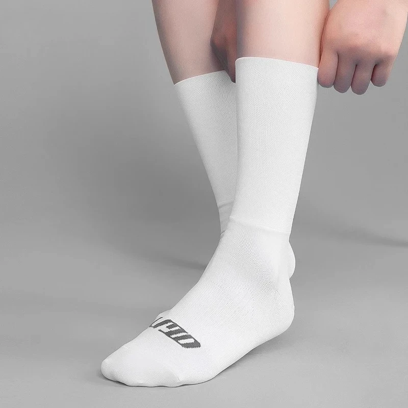 

LAMEDA Cycling Socks Men Reflective Road Bike Socks Breathable Racing Sports Compression Socks Running Socks Bicycle Accessories