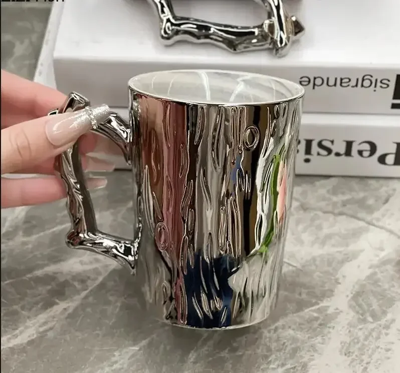 Tasse à café en céramique argentée pour les amoureux du thé de l'après-midi, tasse à thé de luxe légère pour le petit-déjeuner à la maison, jus, lait, boisson créative, tasse à thé de bureau
