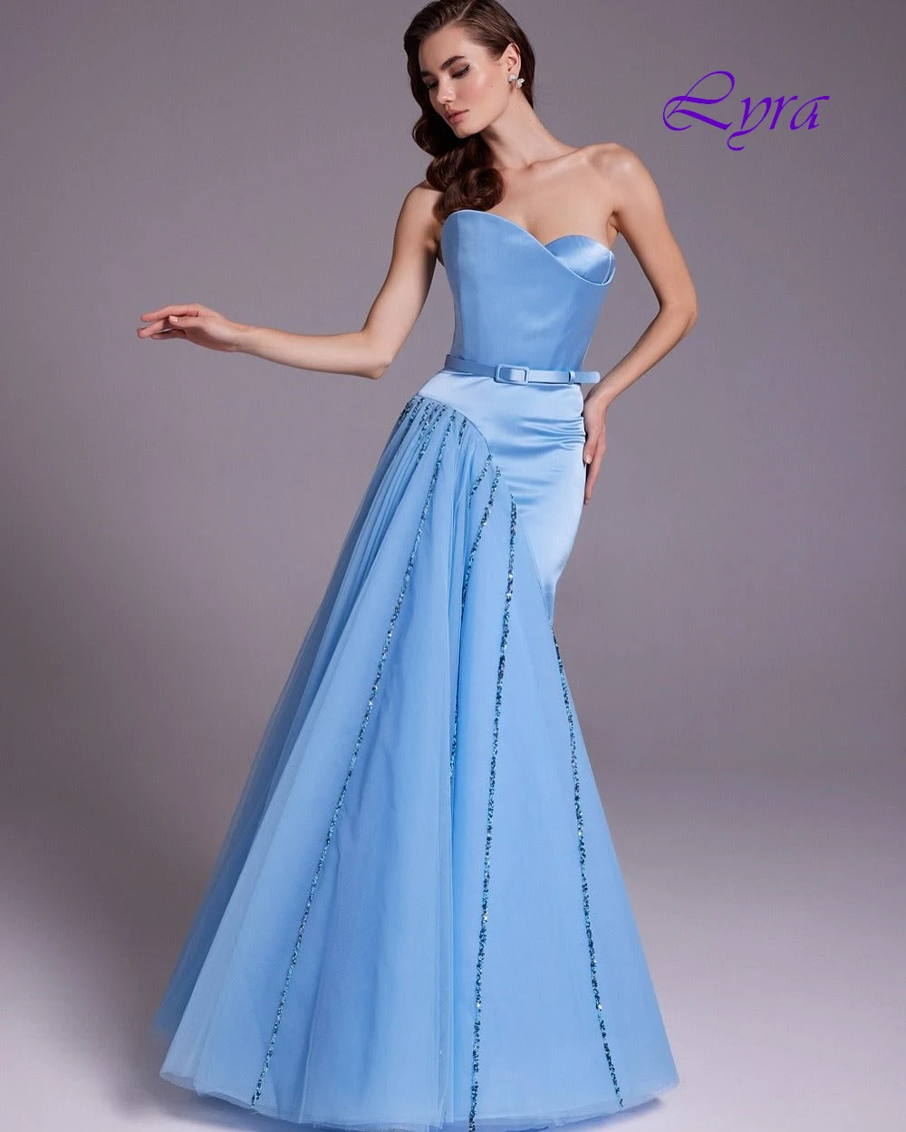 Vestido de noite elegante sem alças personalizado e vestidos clássicos de organza para ocasiões especiais e vestidos de baile sem mangas com temperamento