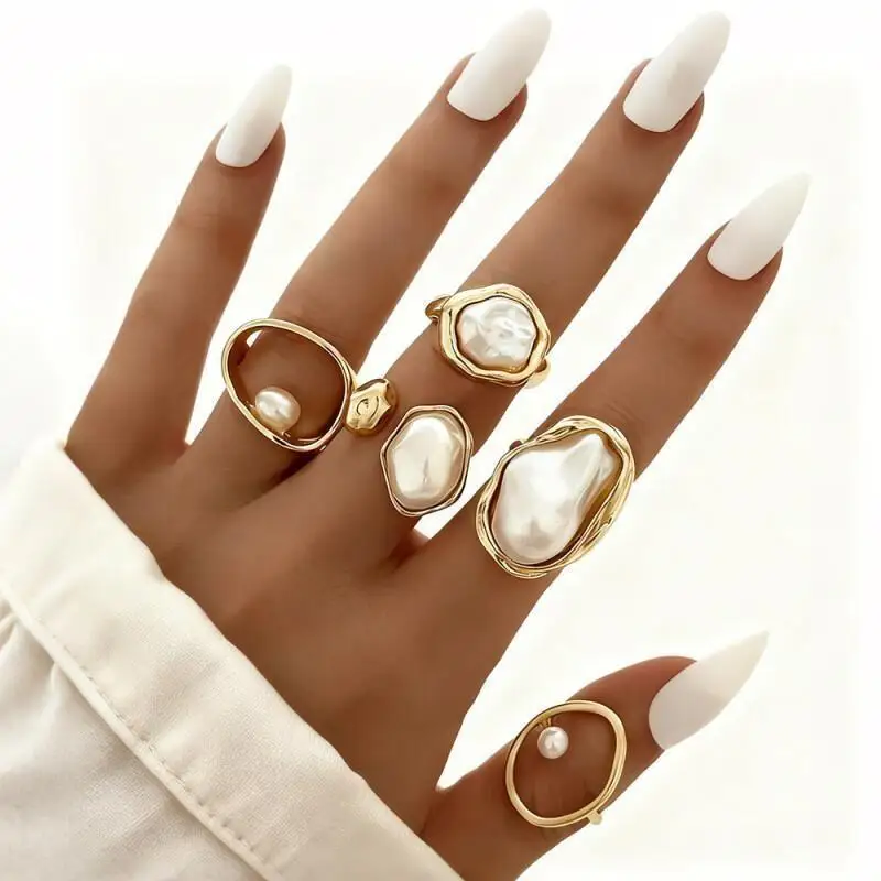 5Pcs Baroque Faux Pearl Ring Set, Golden Tone Irregular Statement Stackable Rings for Women Daily Party Jewelry