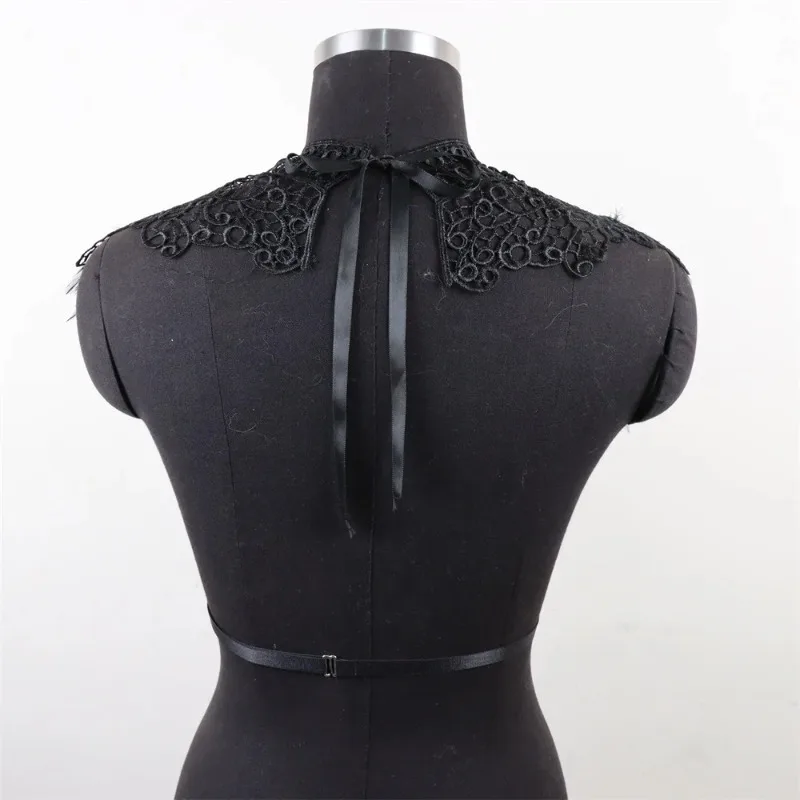 Top bralette in piume di pizzo nero, reggiseno rave festival, top corto boho costume da uomo che brucia cigno nero