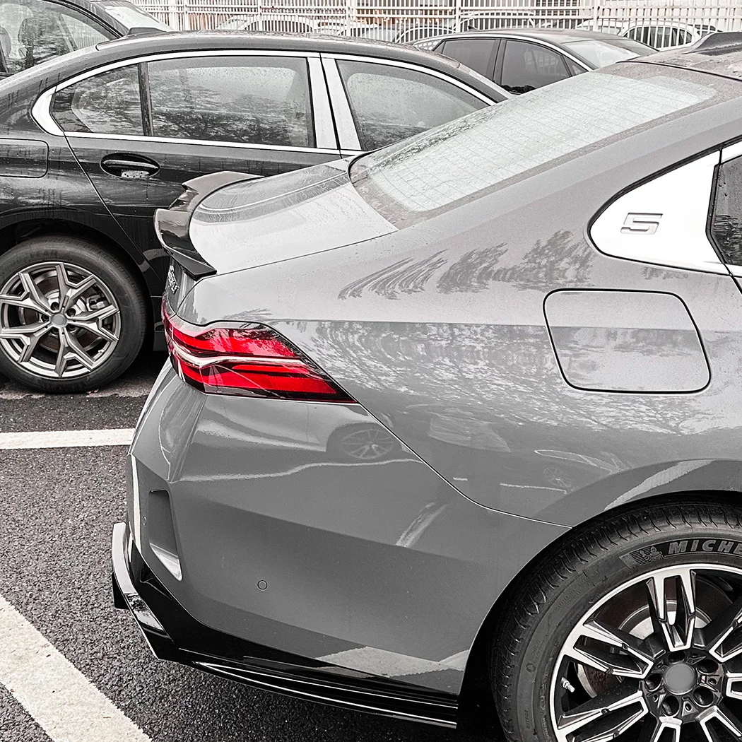 새로운 디자인 2024 BMW 5 시리즈 G60 i5 M5 520i 528i 535i 530i 525i MP & PSM & M4 리어 스포일러 트렁크 윙 립 ABS 바디 키트 썸네일 3