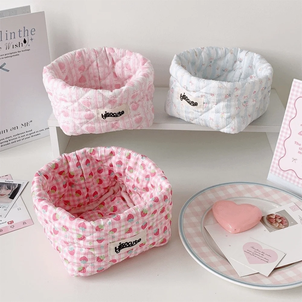 Quilted Fabric Desktop Storage Basket Floral Strawberry Print Foldable Desktop Organizer Large Capacity Fabric Storage Bin