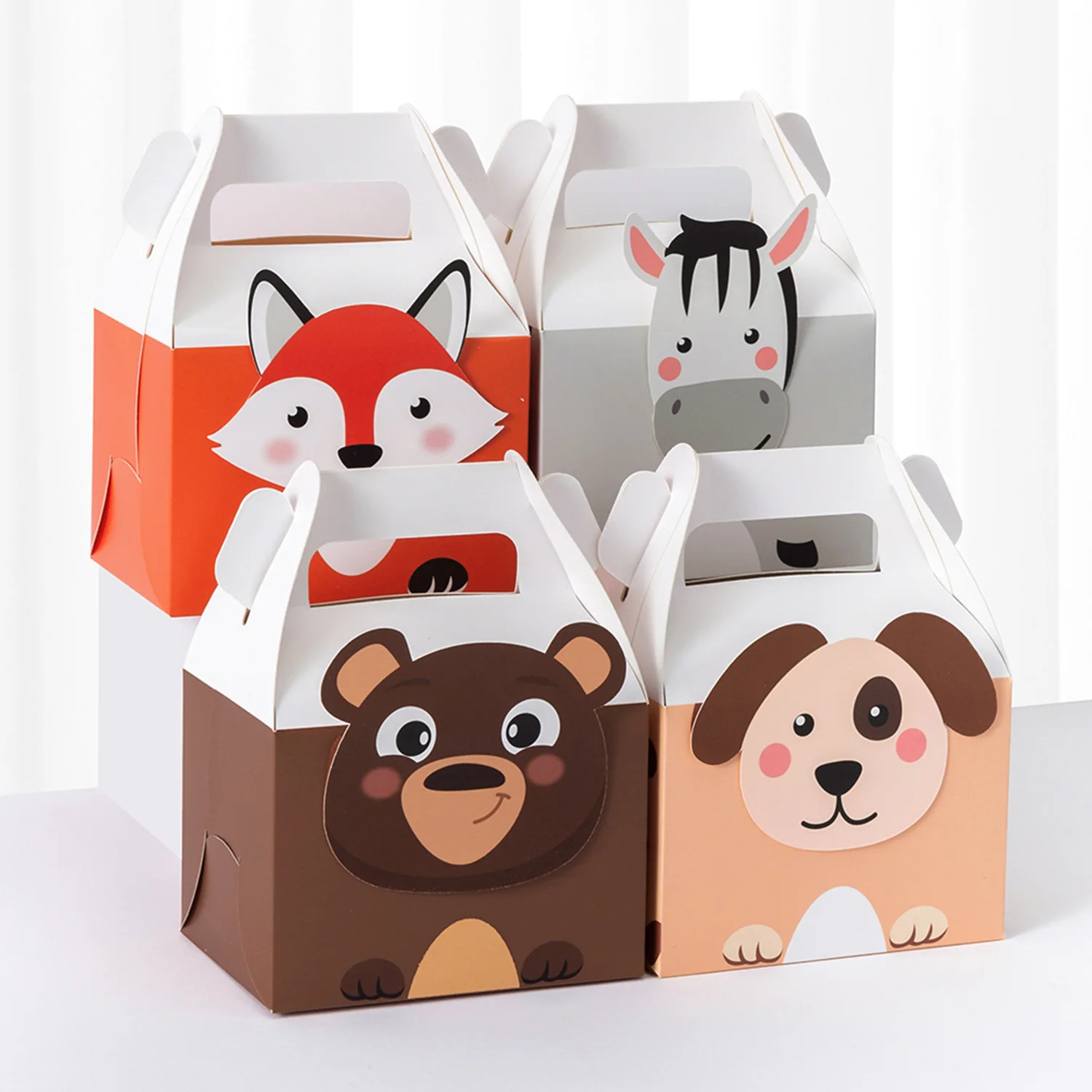 

Party Favors for Kids Birthday Box Gift Box Packaging for Baby Shower Bear Cartoon Animal Cake Box With Handle Cookie Candy Box