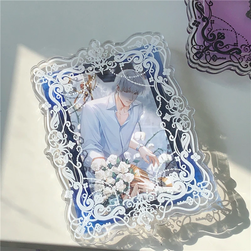 

Clear Acrylic Photo Frame for 3-Inch Pictures Tabletop Card Stand for Anime/Mini Cards, Display Stand for ID/Photo Cards