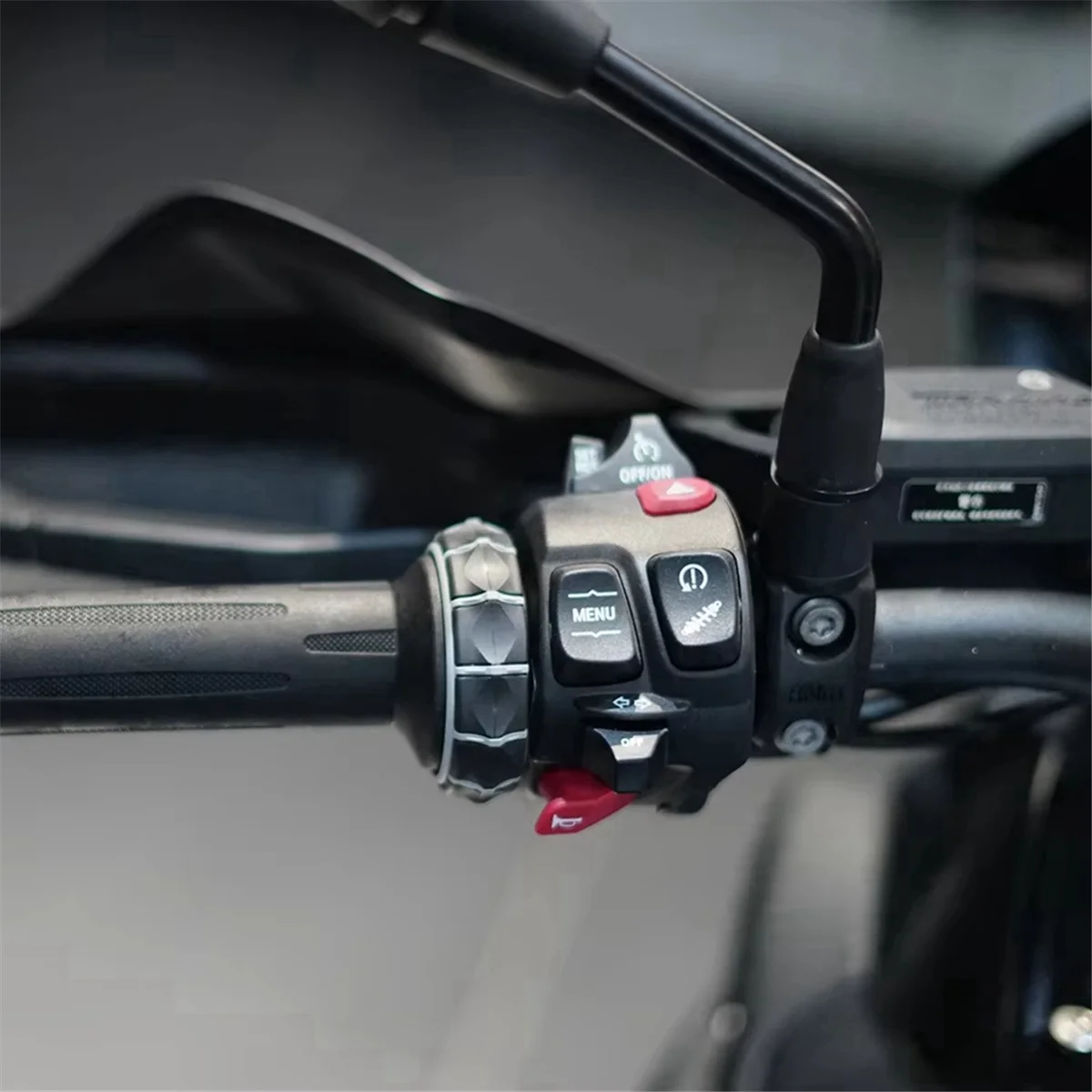 

Ingenious For BMW R1250GS/ADV F750GS F850GS F900R/XR S1000RR C400GT/X Motorcycle Left Horn Switch Button Durable