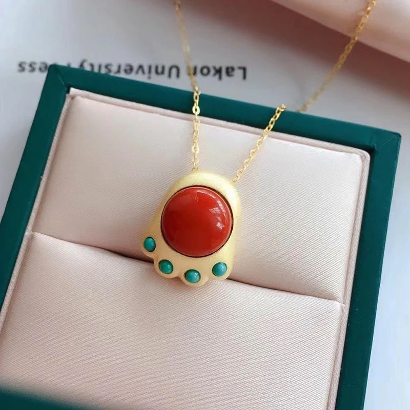 Three-dimensional design southern red tourmaline small paw pendant ladies necklace retro palace style childlike jewelry