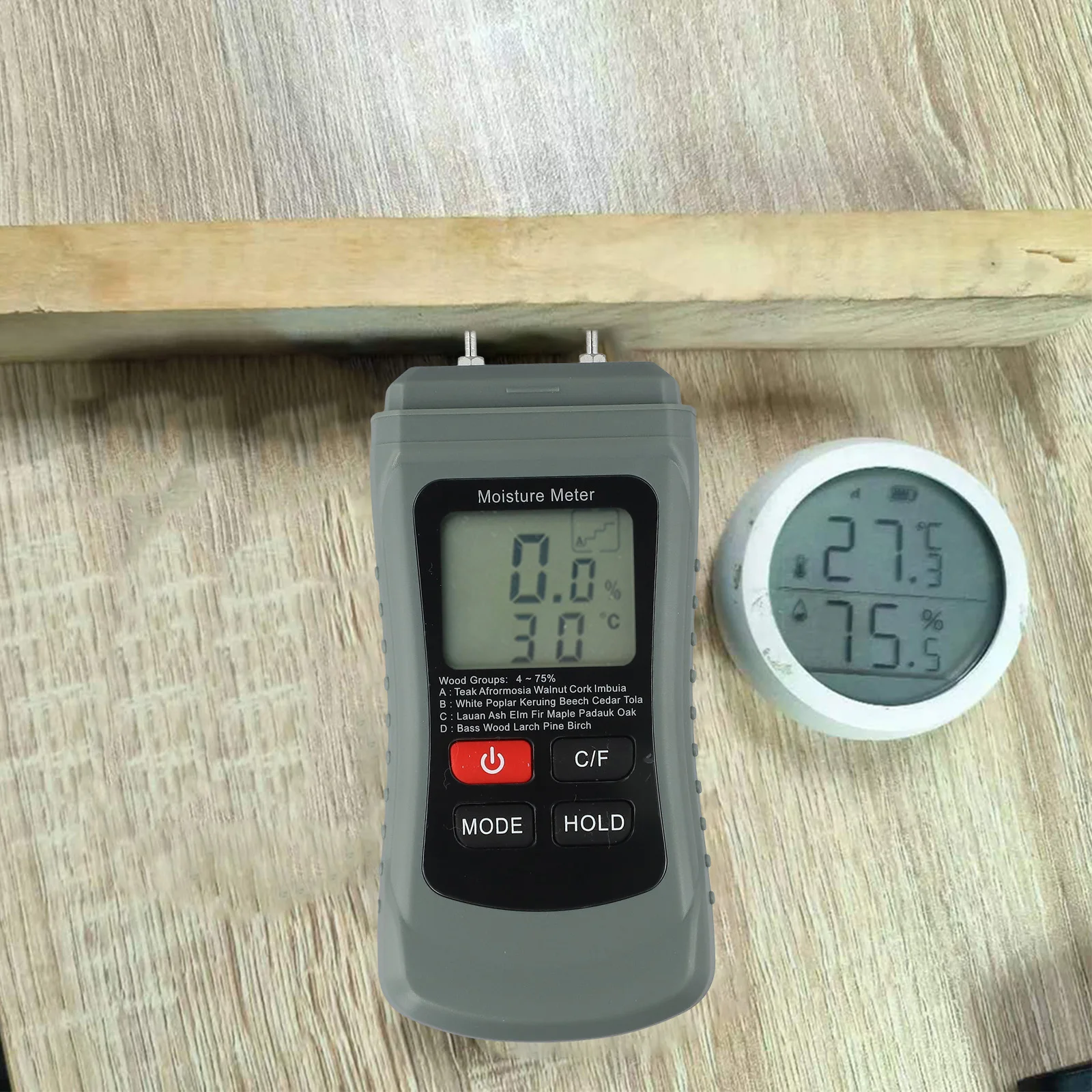 1pc for mt10 Hygrometer LCD Display Wood Moisture Meter -20~70℃ Temperature Measurement Resistive Digital Wood Moisture Meter
