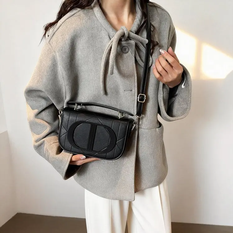 

2026 New Quilted Saddle Bag for Women Letter Embossed Multi-Color Versatile Shoulder Crossbody Bag
