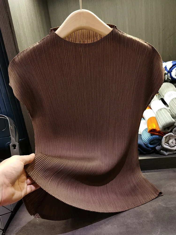 Miyake Pleated T-shirt Plisse Simple Solid Stand-up Collar Fold Tops Women 2025 Summer Pleat New Slim Thin Pleats T-shirt Women