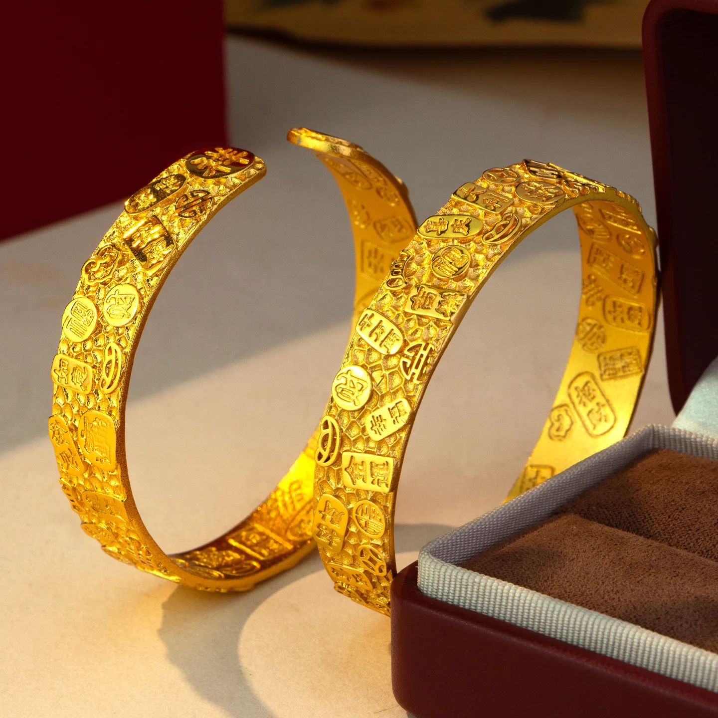 Luxury jewelry 24K real gold Jiyan open bracelet au9999 gold ancient fashion fashion wide solid hammer pattern bracelet