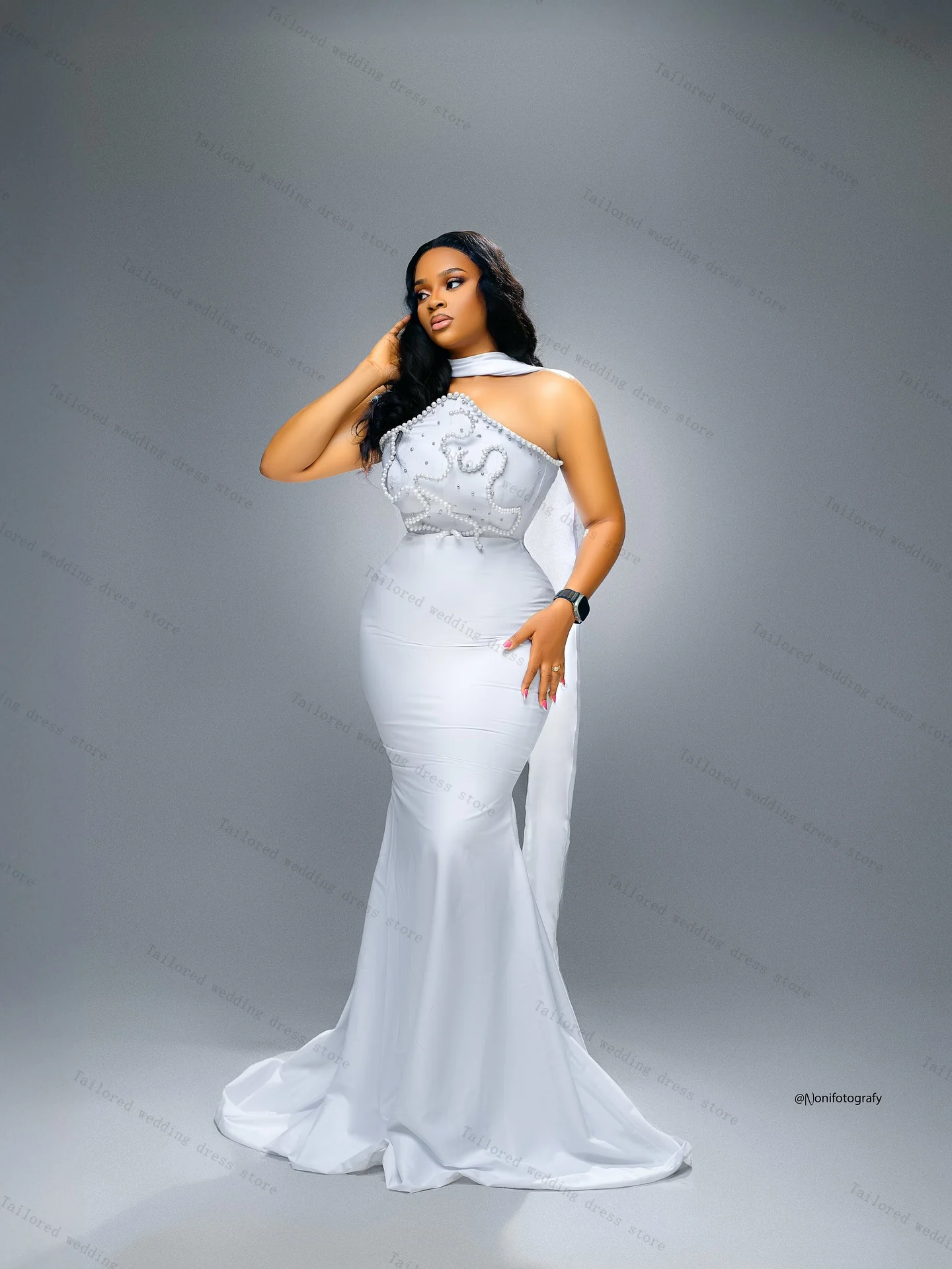 럭셔리 진주 여성 프롬 드레스 비딩 섹시 시스루 넥 풀 슬리브 숏 미니 브라이덜 이브닝 가운 맞춤형 백리스 로브