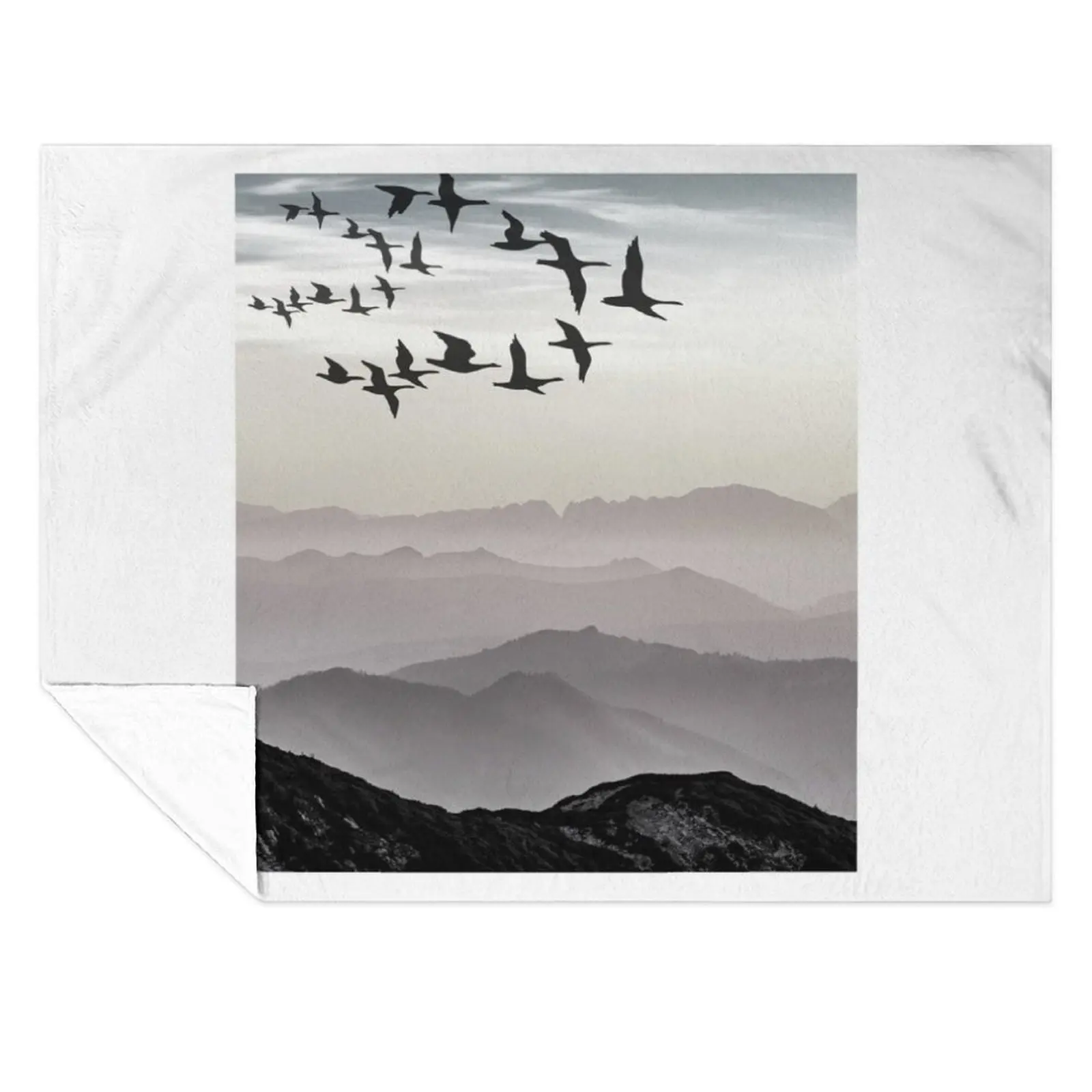 

Geese Flying In Formation - Picture Landscape Throw Blanket manga Warm Blankets For Sofas Hairy Blankets