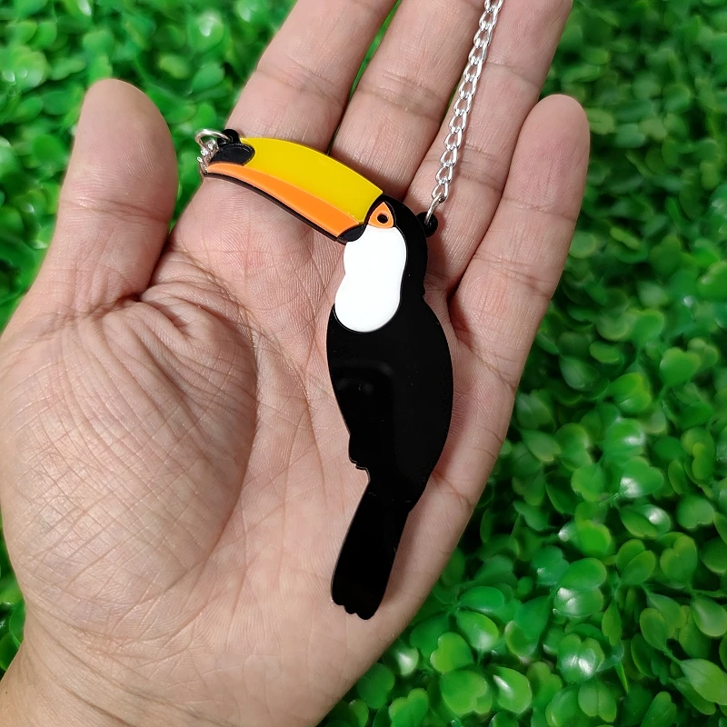 KUGUYS Fashion Acrylic Jewelry Women Woodpecker Pendant Necklace Link Chain Trendy HipHop Bird