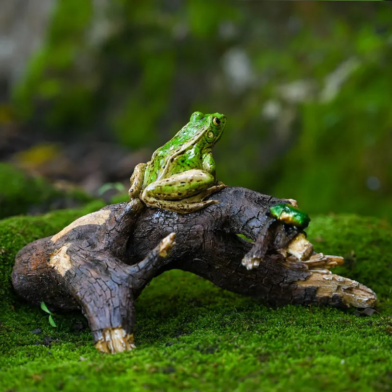 Realistic Marsh Frog On Tree Branch Statue Resin Garden Bonsai Rockery Micro Landscape Decor Ornament Perfect Gift For Patio Yar