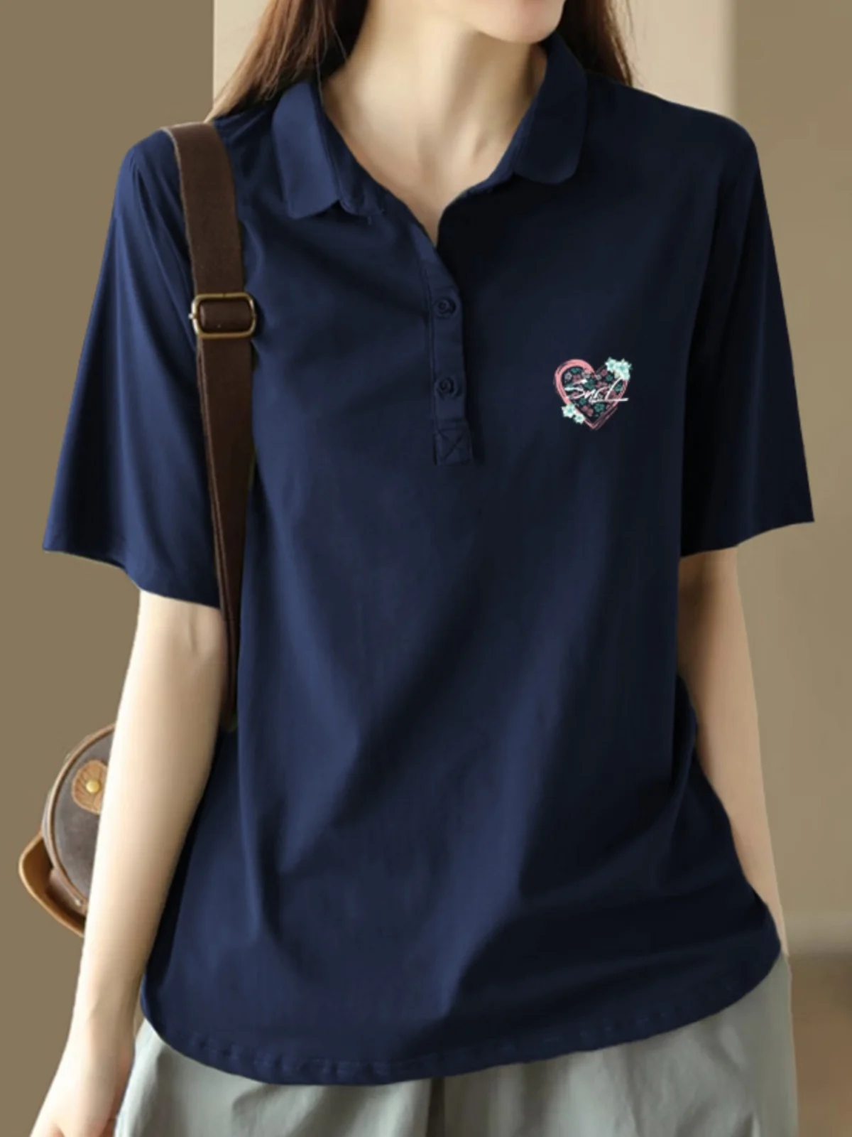 

Женская повседневная хлопковая футболка с коротким рукавом и принтом на горловине, летняя, удобная, дышащая, модная, без бирки бренда