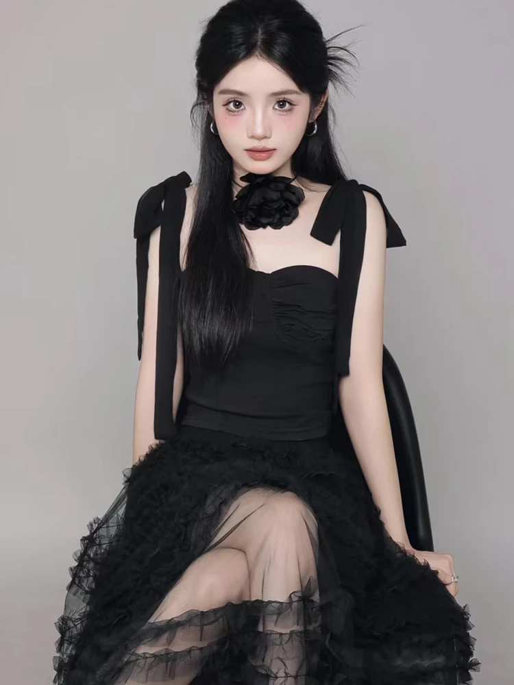 

Новая одежда для фотосессий в корейском стиле: модный образ для девушки, создающий нежную и стильную атмосферу для портретной съемки в студии.