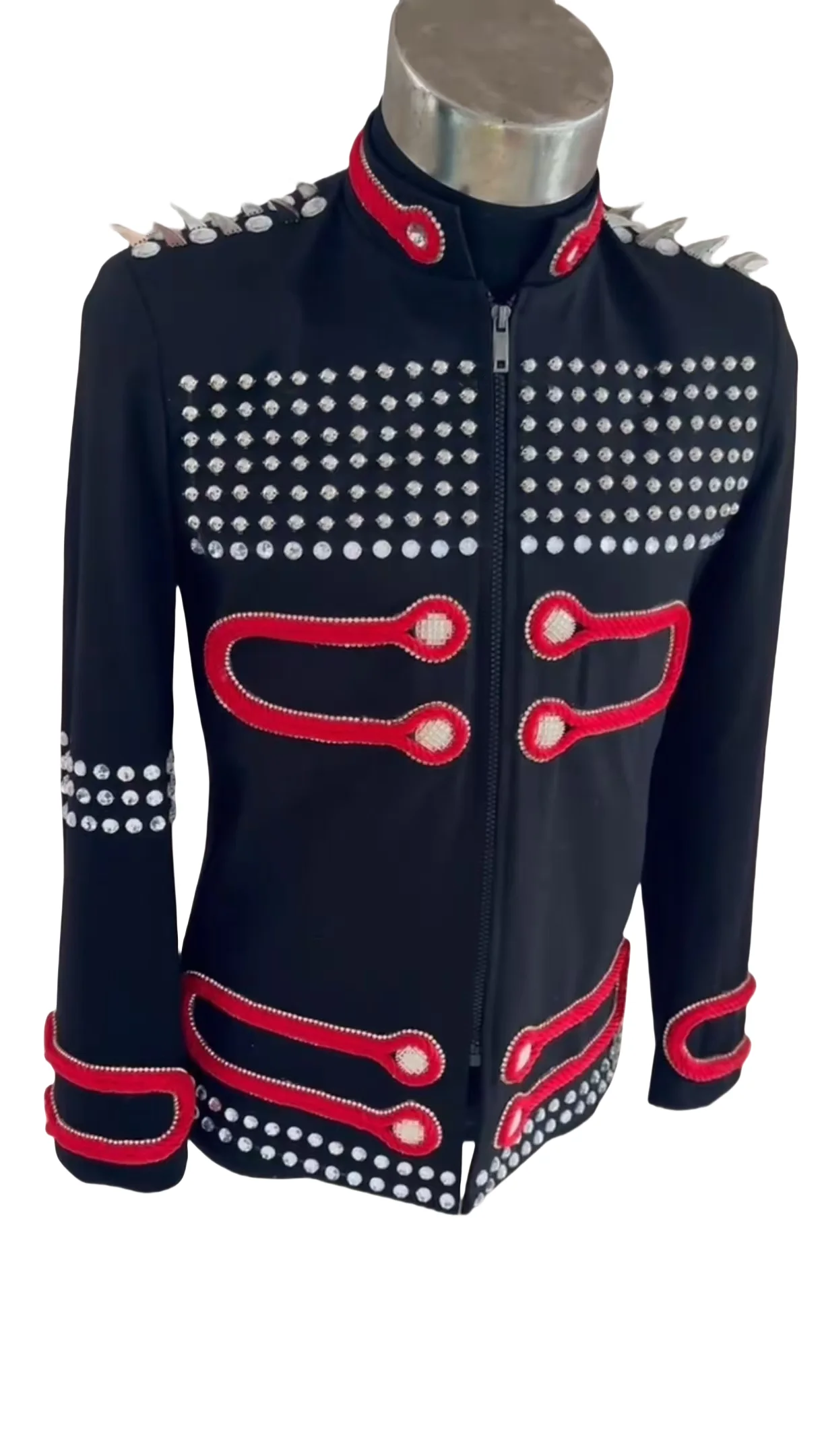 Customized Men's Royal Rivets Decoration Performance Coat Party Show Stage Wear Club Bar Host Singer Dancer Formal Dress