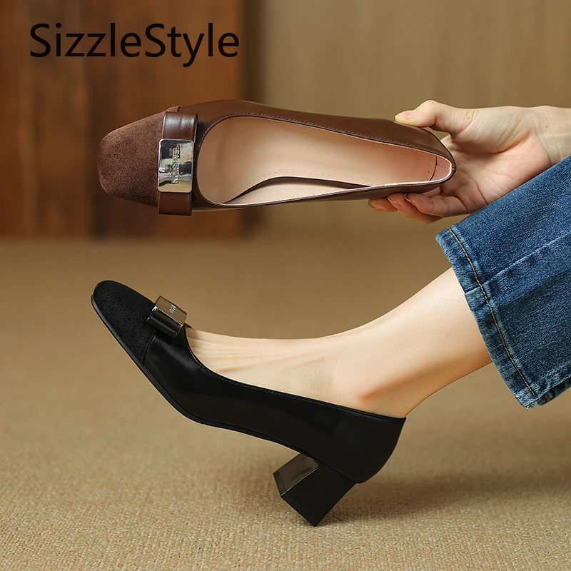 

Повседневные женские туфли без шнуровки из мягкой кожи в стиле ретро на среднем каблуке и толстом каблуке с неглубоким носком, однотонные туфли с металлическим бантом и квадратным носком