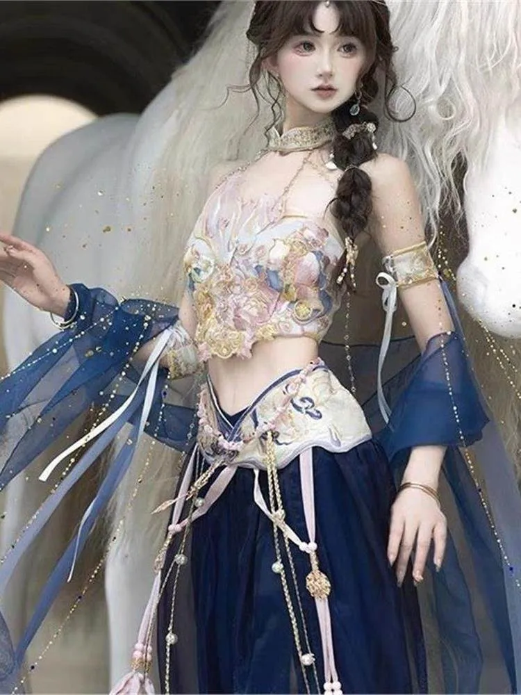 New Hanfu with heavy embroidery Western Regions style and exotic