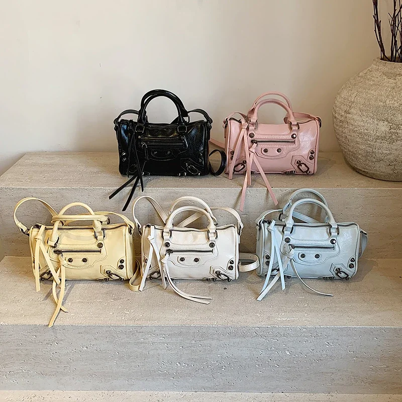 

Trendy Tote Bags Women's Leather Handbag Shoulder Strap Classic Elegant By Designer Brand Fashionable