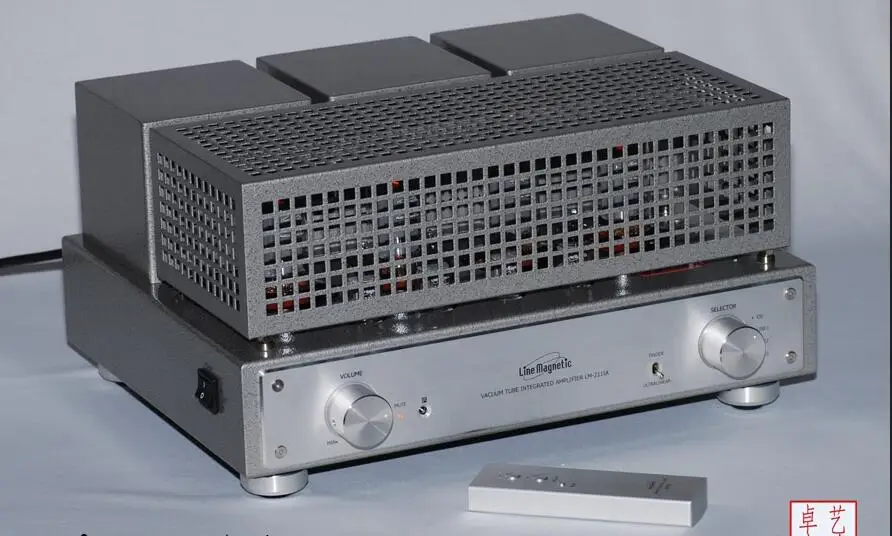 

Линейный магнитный усилитель, встроенный EL34 * 4, нажимной трубчатый усилитель дистанционного управления 32 Вт * 2(Ultralinear), 15 Вт * 2 (триод)