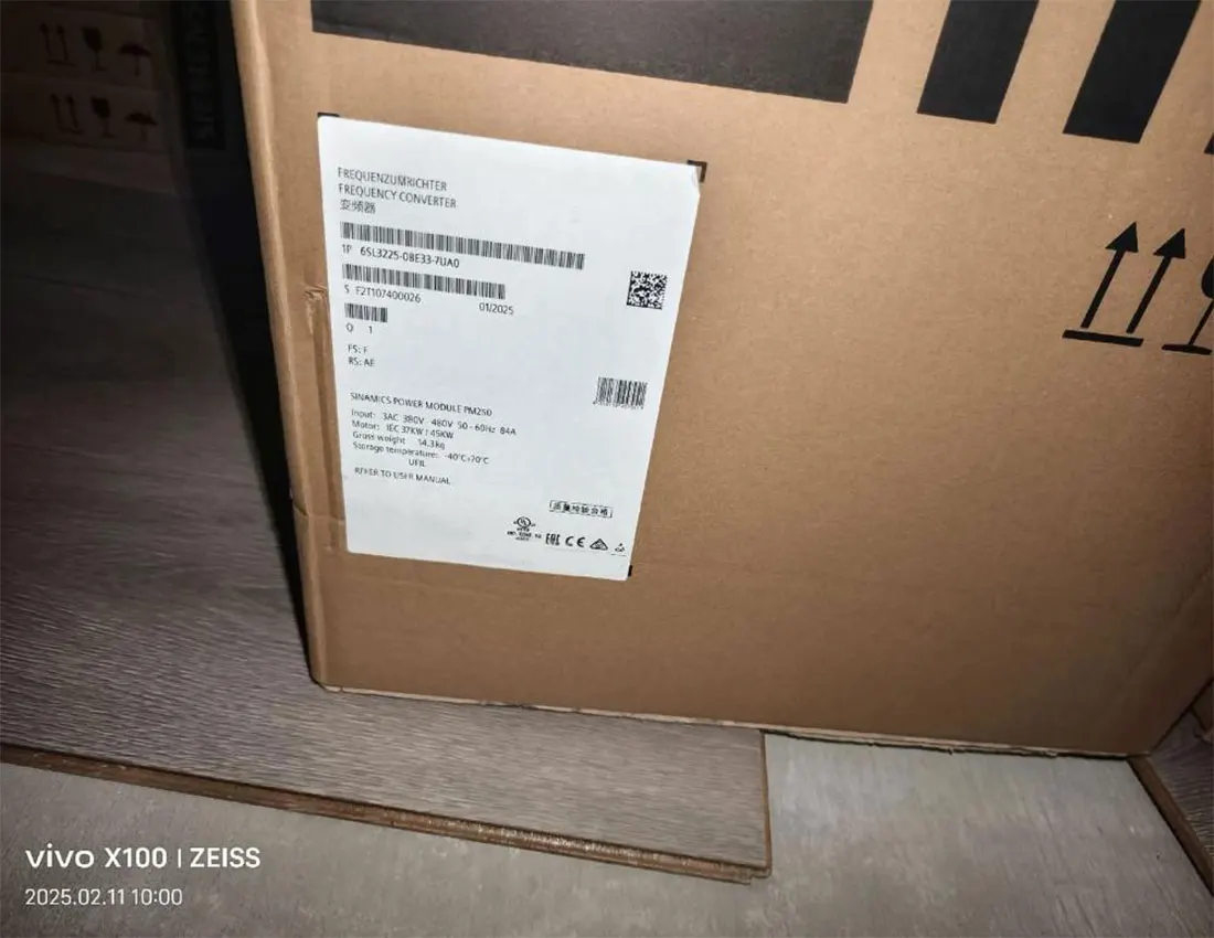Brand New 6SL3225-0BE33-7UA0 6SL3225-0BE33-7AA0 One Year Warranty