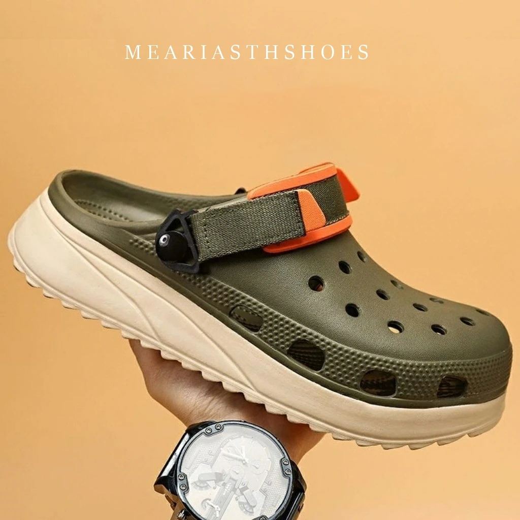 

New 2024 Summer Thick Bottom Patchwork Fashion Sandals Men Casual Beach Shoes Hollow-Out Garden Clogs Outdoor Slippers EVA Shoes