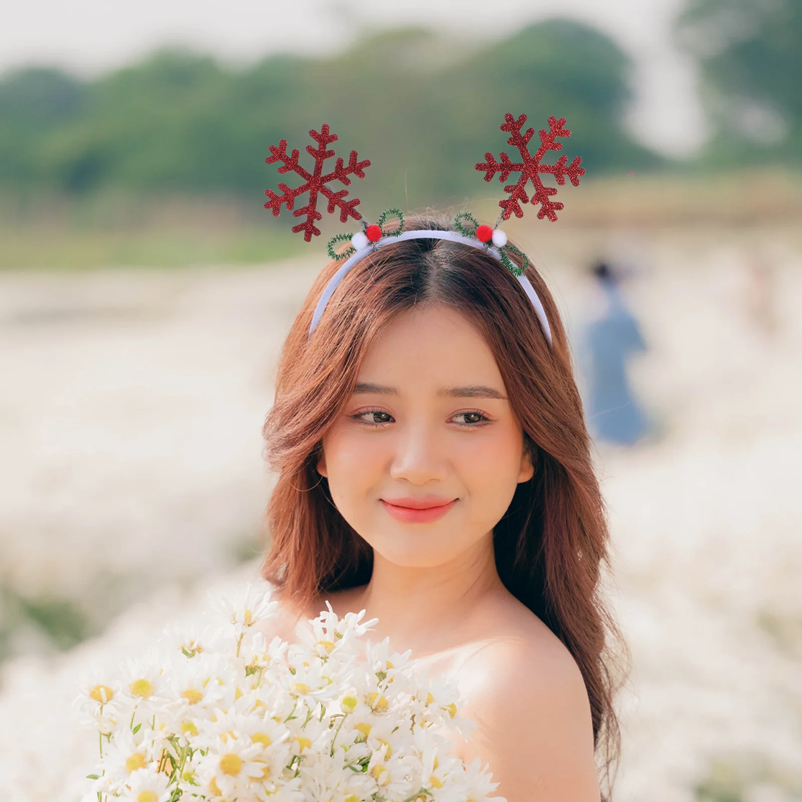 

4 Pcs Christmas Headband New Year Party Favors Supplies Glitter Snowflake Headbands Paper