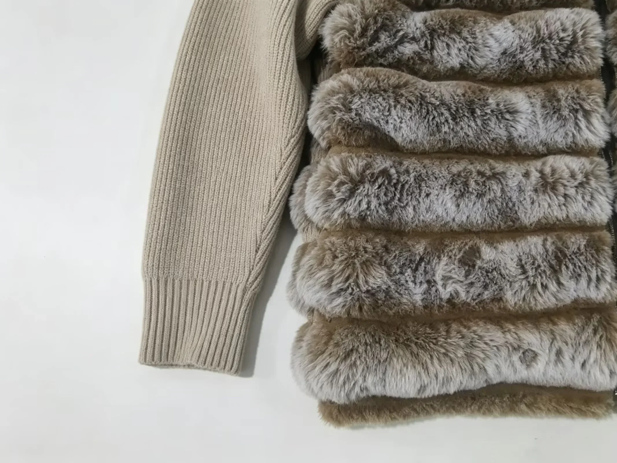Stand Collar Knit Sleeve Patchwork Striped Faux Fur Jacket Loose Zipper Up Mid-length Coat 2026 Winter Fashion Lady Chic Outwear