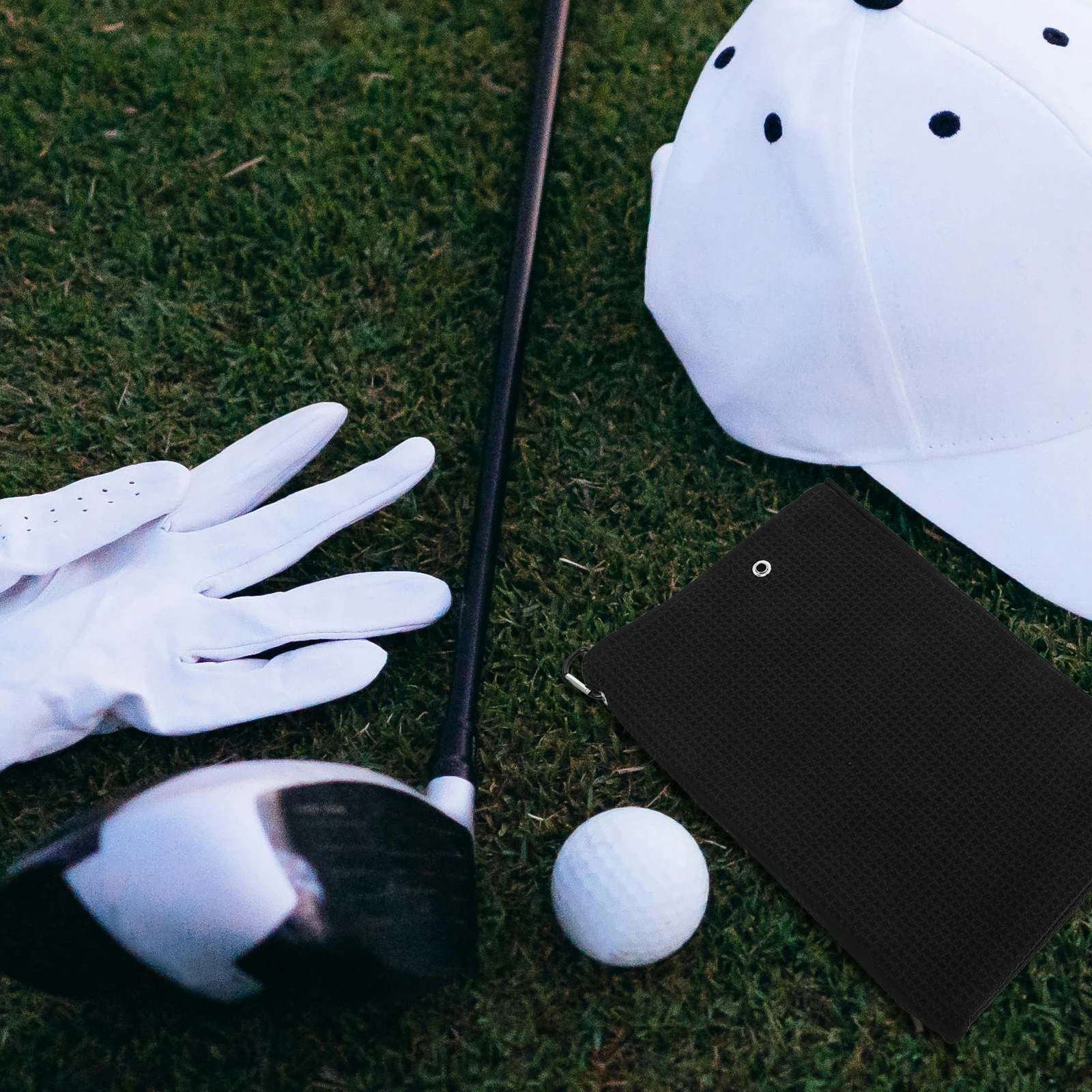 

Golf Towel 40x60cm White Black Embroidered Clips for Cleaning Balls Portable Microfiber Wiping Tool Golfs Accessory