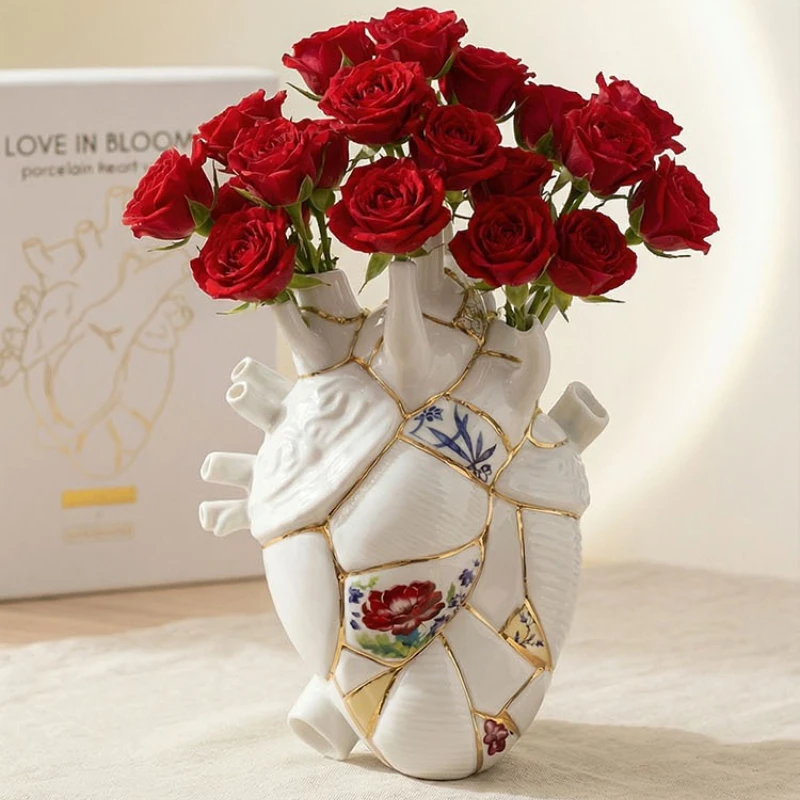 Ceramic Irregular Heart-shaped Vase, Home Style Decorative Vase, Creative New Home Decoration Accessories