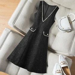 Women's Woolen Xiaoxiangfeng Bright Silk Midi Sleeveless Autumn Winter Fashion Commute V-neck Patchwork Button Bottom Vest Dress