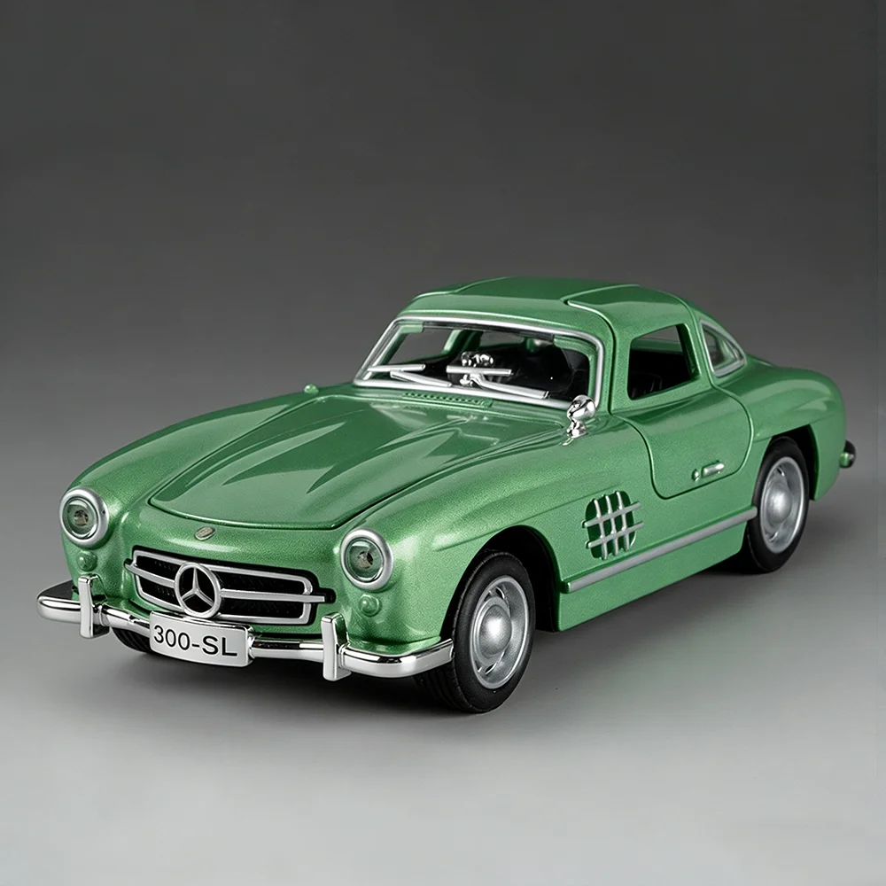 1:32 300SL Alloy Model Diecast Toys Car Sound Light Pull Back Doors Opened Wheel Pull Back Miniature Cars for Boys Birthday Gift