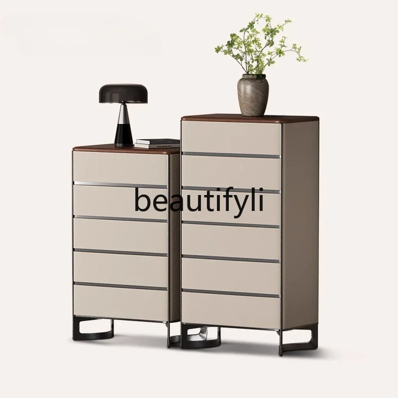 

C Italian minimalist chest of drawers, lockers are stored against the wall, and lockers are high-end solid wood.