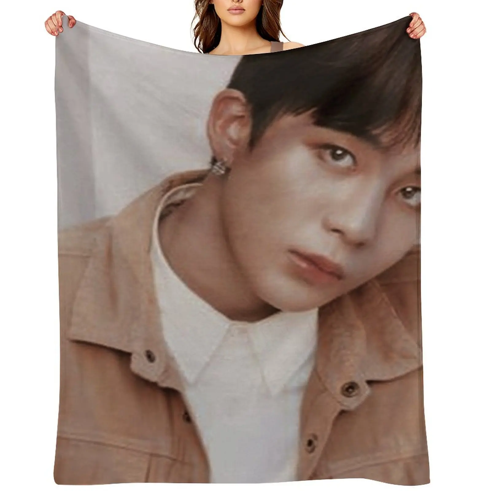 

choi jongho (treasure) Throw Blanket Plaid on the sofa Flannel Blankets Sofas Of Decoration Bed Fashionable Blankets