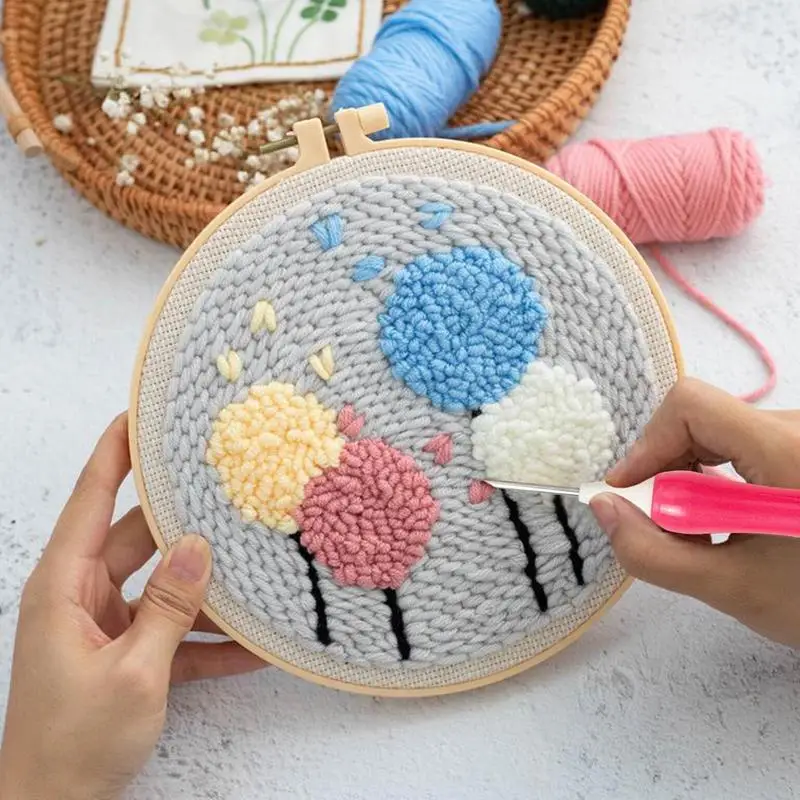 Embroidery Punch Needle Kit Wooden Yarn Pen Crochet Knitting DIY Craft Rug Embroidery Pens With Needle Cross-StitchTool