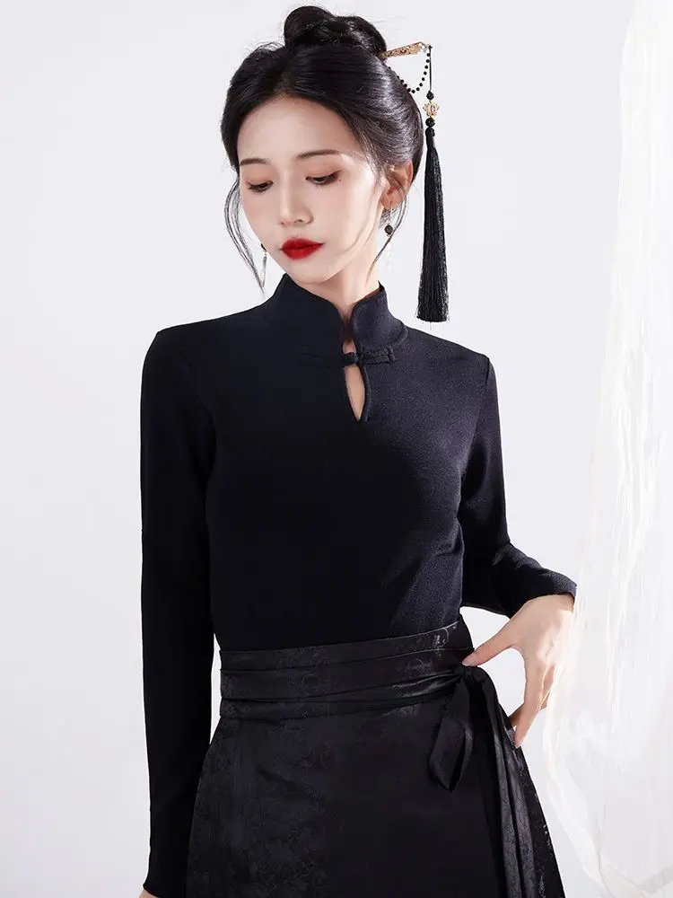 2024 chinese autumn slim bottom shirt long sleeved top lady elegant vinatge daily tangsuits blouse lady elelgant tangsuits top