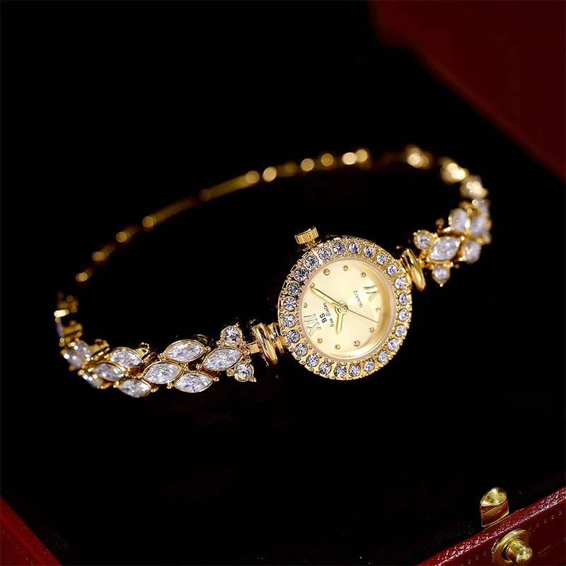 High End Temperament Starry Sky Diamond Luxury Exquisite Bracelet Ladies' Quartz Wristwatch Gold White Round Dial Women Watch