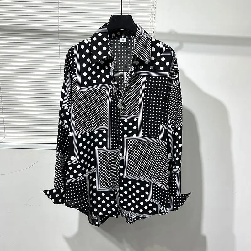 

SuperAen Black Asymmetrical Pattern Loose Polka Dot Shirts Spring New Fashionable Lightweight Long-sleeved Shirts