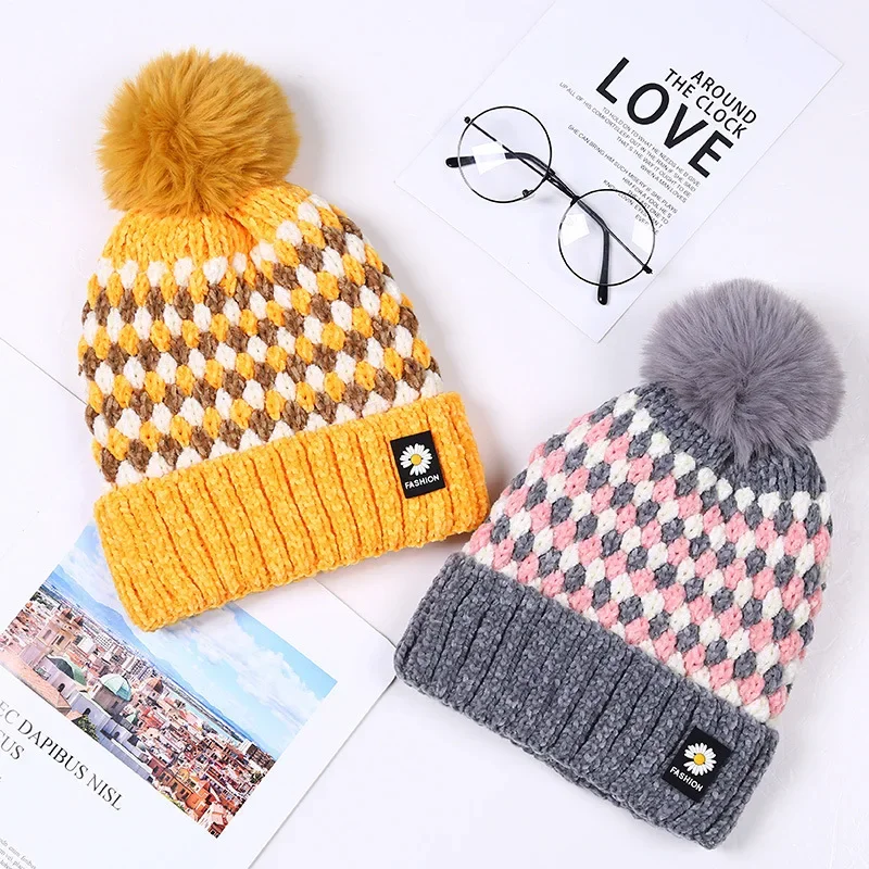 Winter Hats for Women Chenille Plush Thick Knitted Hat Outdoor Windproof Keep Warm Beanies Jacquard Woolen Knit Hat Adult Skull